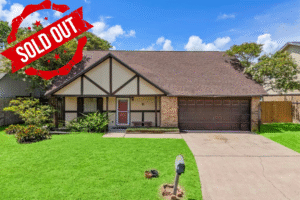 6 Back Bay Cir Galveston, TX 77551