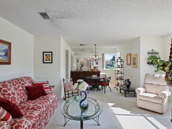 7741 Chantilly Cir Galveston, TX 77551 - Image 10