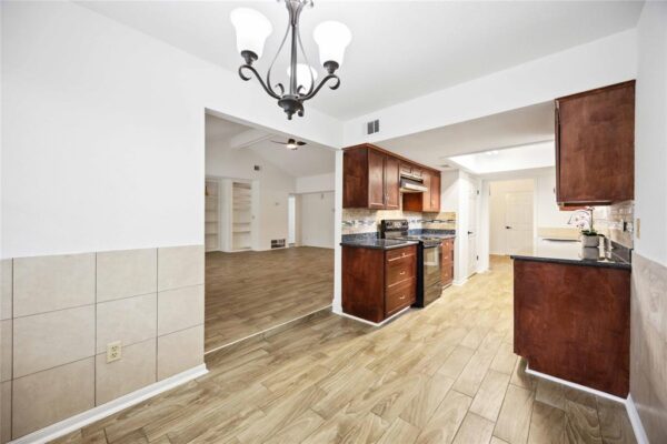 11631 Henley Dr Houston, TX 77064 - Image 11