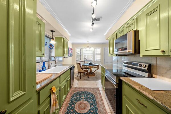 6 Back Bay Cir Galveston, TX 77551 - Image 12
