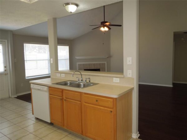 20418 Hidden Point Ln 20418 Hidden Point Ln - Image 12