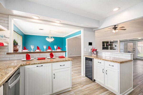 7730 Chantilly Circle Galveston, TX 77551 - Image 14