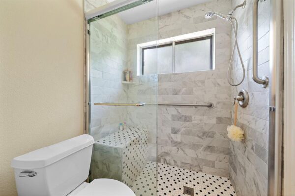 6 Back Bay Cir Galveston, TX 77551 - Image 18