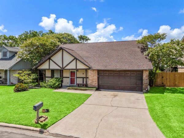 6 Back Bay Cir Galveston, TX 77551 - Image 2