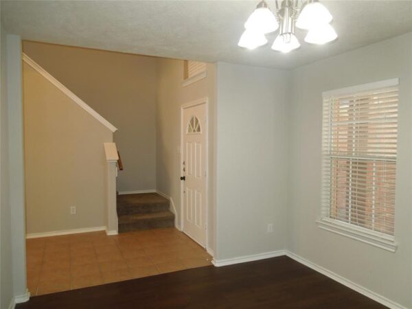 20418 Hidden Point Ln 20418 Hidden Point Ln - Image 2