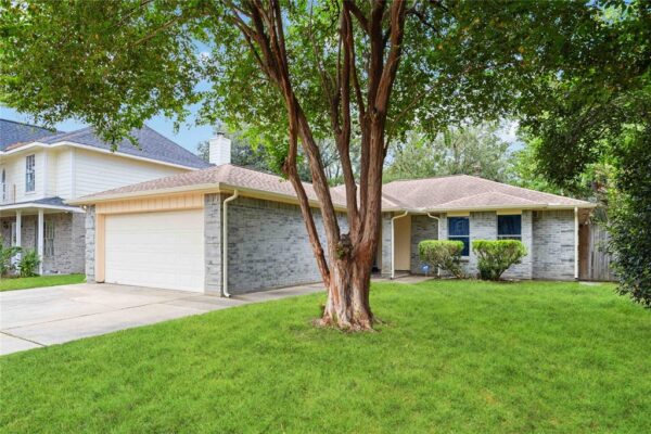 11631 Henley Dr Houston, TX 77064 - Image 2