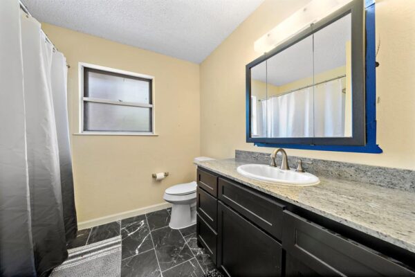 6 Back Bay Cir Galveston, TX 77551 - Image 22