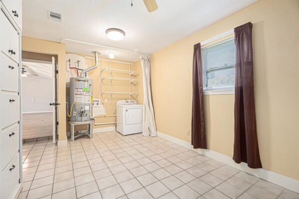 7730 Chantilly Circle Galveston, TX 77551 - Image 23