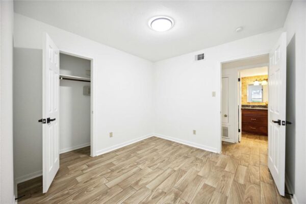 11631 Henley Dr Houston, TX 77064 - Image 26