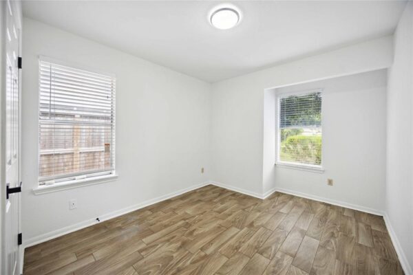 11631 Henley Dr Houston, TX 77064 - Image 29