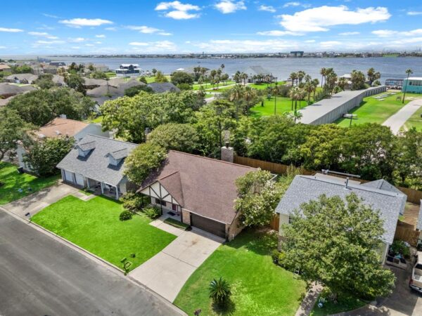 6 Back Bay Cir Galveston, TX 77551 - Image 30