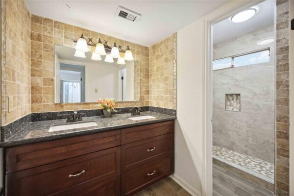 11631 Henley Dr Houston, TX 77064 - Image 30