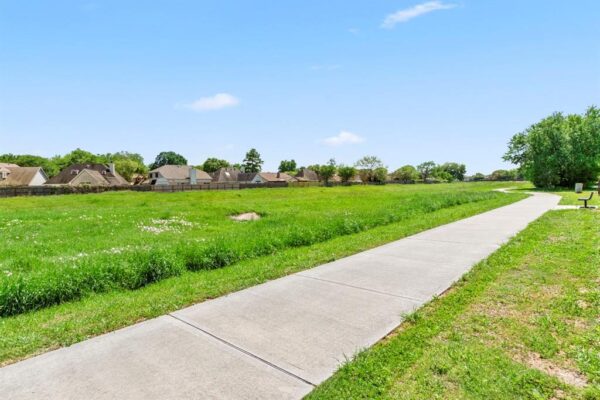 16723 Village View Trl Sugar Land, TX 77498 - Image 32