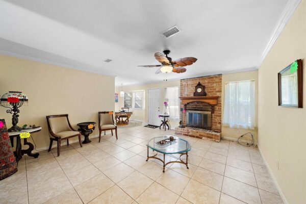 6 Back Bay Cir Galveston, TX 77551 - Image 7