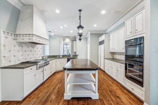 1 Exbury Way  Houston 77056 Harris - Image 14