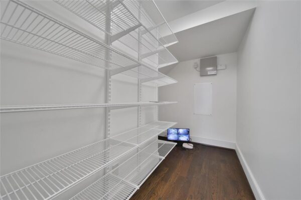 1001 Lawrence Street  Houston 77008 Harris - Image 12