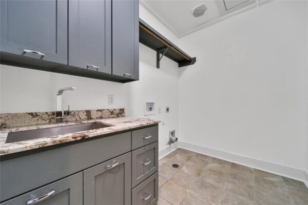 1001 Lawrence Street  Houston 77008 Harris - Image 21