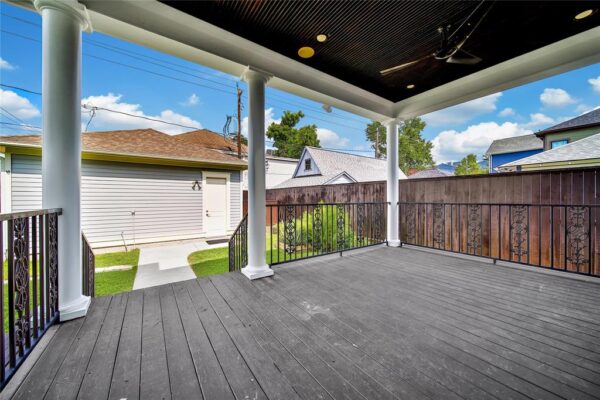 1001 Lawrence Street  Houston 77008 Harris - Image 22