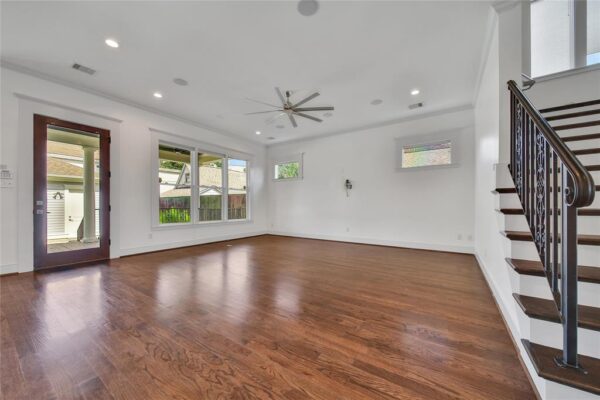 1001 Lawrence Street  Houston 77008 Harris - Image 8