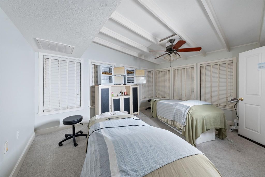 1007 Heights Boulevard  Houston 77008 Harris - Image 25