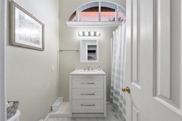 1007 Heights Boulevard  Houston 77008 Harris - Image 29