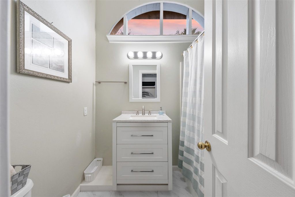 1007 Heights Boulevard  Houston 77008 Harris - Image 29
