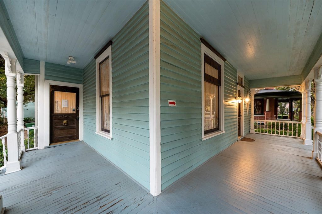 1007 Heights Boulevard  Houston 77008 Harris - Image 6