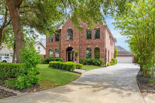 1015-W-41st-Street--Houston-77018-Harris_img-1