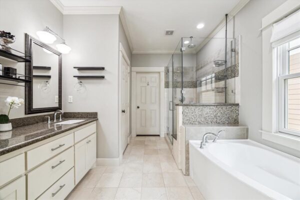 1017 Waverly Street B Houston 77008 Harris - Image 17