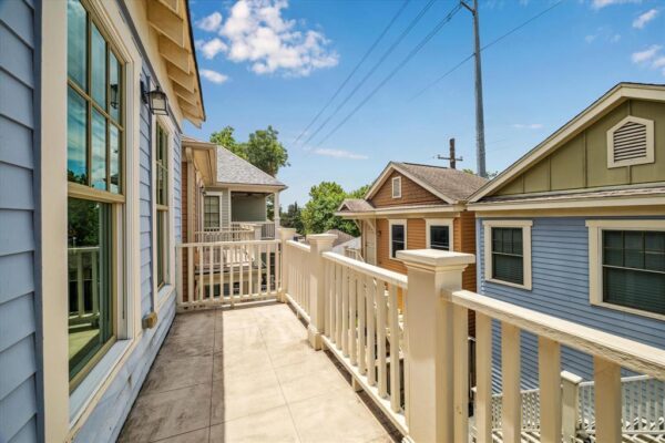 1017 Waverly Street B Houston 77008 Harris - Image 30