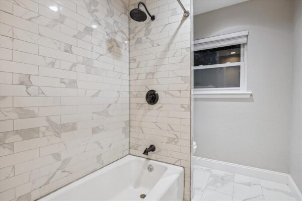 102 Stoney Creek Drive  Houston 77024 Harris - Image 19
