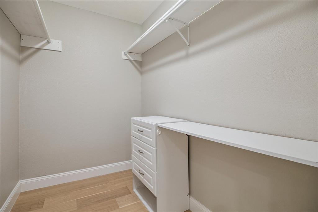 102 Stoney Creek Drive  Houston 77024 Harris - Image 21