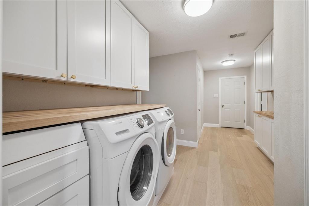 102 Stoney Creek Drive  Houston 77024 Harris - Image 29