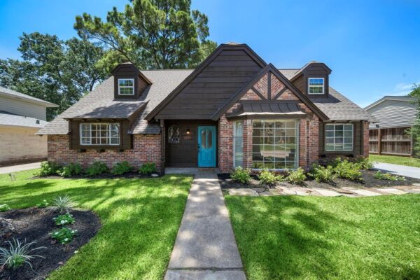 1029 Martin Street  Houston 77018 Harris - Image 2