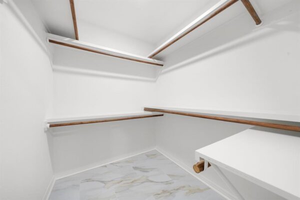 1029 Martin Street  Houston 77018 Harris - Image 25