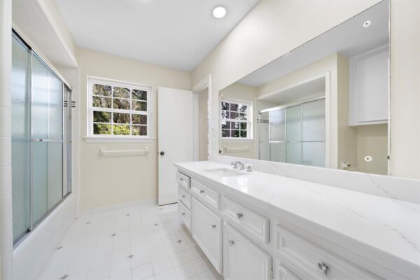 1029 Martin Street  Houston 77018 Harris - Image 30