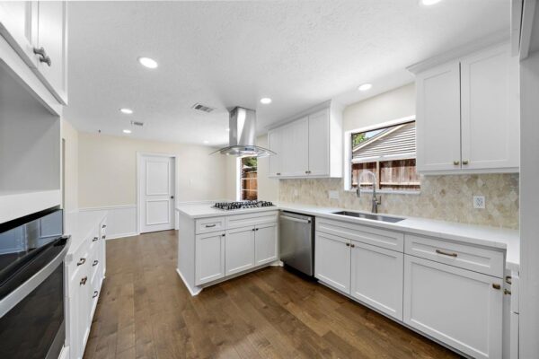 1029 Martin Street  Houston 77018 Harris - Image 9