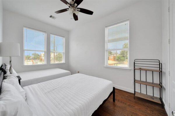 1035 Herkimer Street  Houston 77008 Harris - Image 19