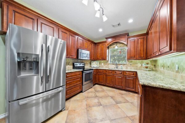 10403 W Hidden Lake Lane  Richmond 77406 Fort Bend - Image 7