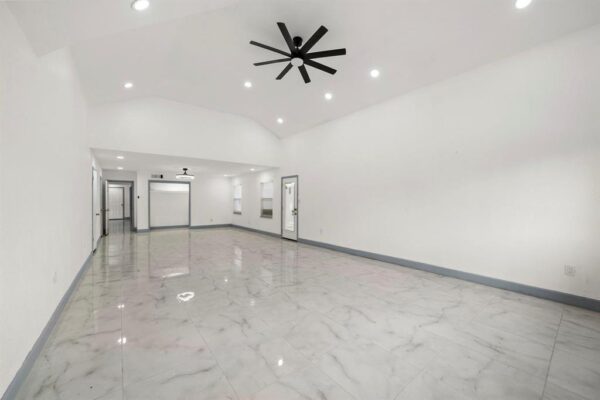 1068 Chimney Rock Road  Houston 77056 Harris - Image 15