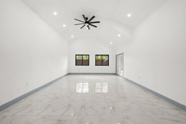 1068 Chimney Rock Road  Houston 77056 Harris - Image 16
