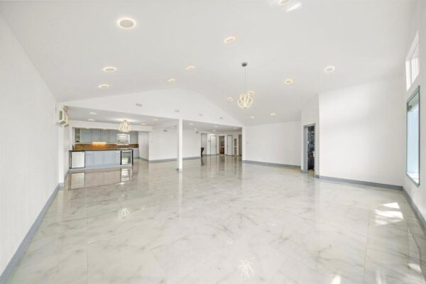 1068 Chimney Rock Road  Houston 77056 Harris - Image 32