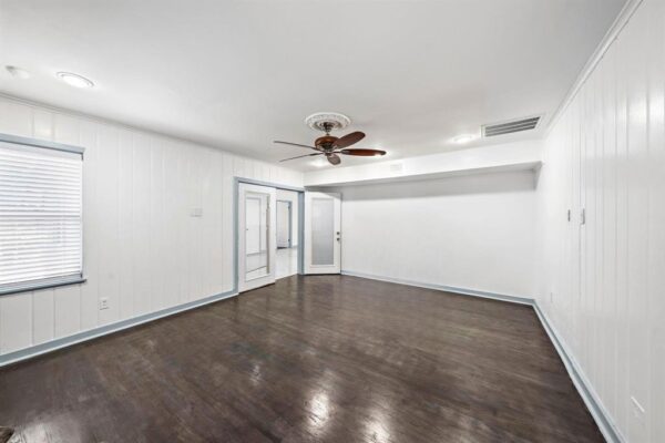 1068 Chimney Rock Road  Houston 77056 Harris - Image 8