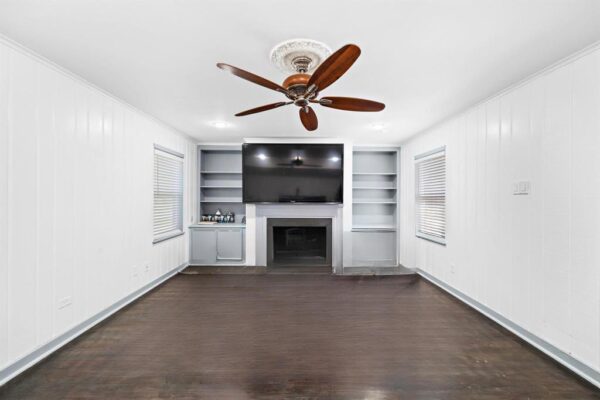 1068 Chimney Rock Road  Houston 77056 Harris - Image 9