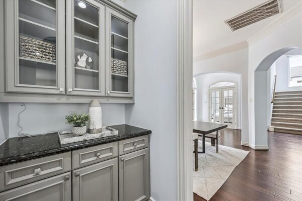 11 Pecan Trail Lane  Houston 77055 Harris - Image 14