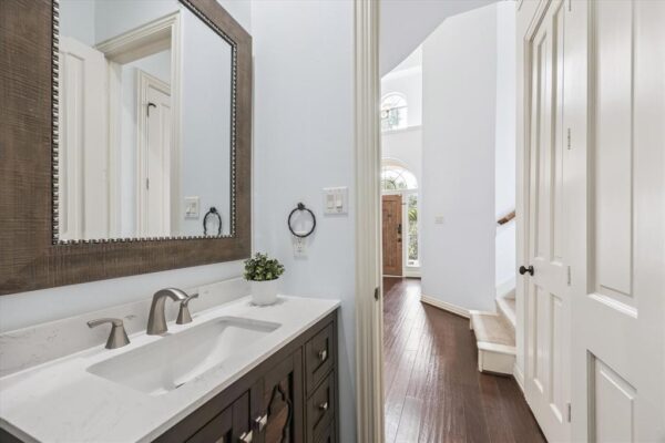11 Pecan Trail Lane  Houston 77055 Harris - Image 15
