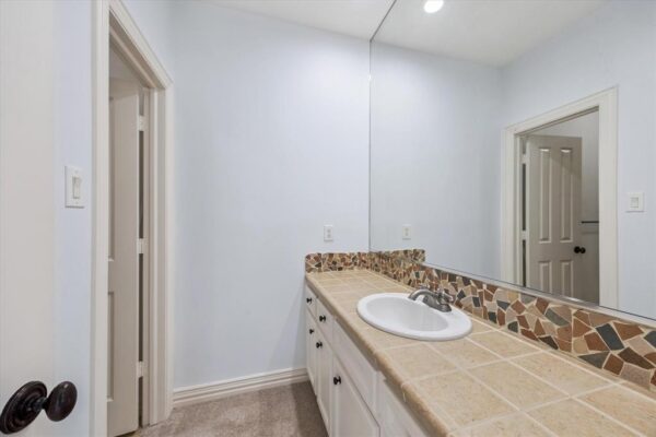 11 Pecan Trail Lane  Houston 77055 Harris - Image 22
