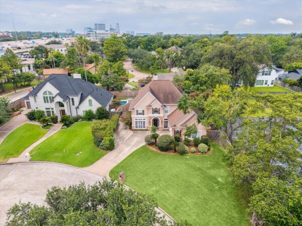 11 Pecan Trail Lane  Houston 77055 Harris - Image 31