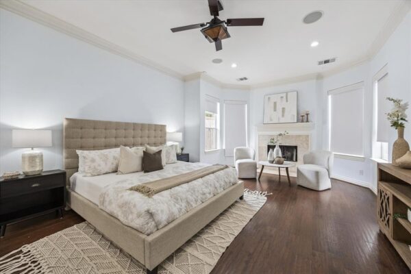 11 Pecan Trail Lane  Houston 77055 Harris - Image 5