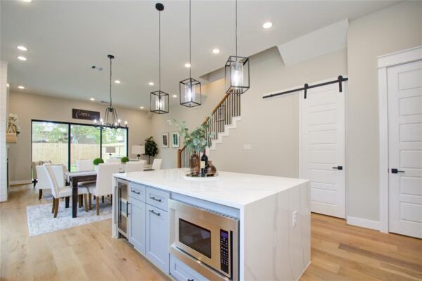 110 E 28th Street  Houston 77008 Harris - Image 11